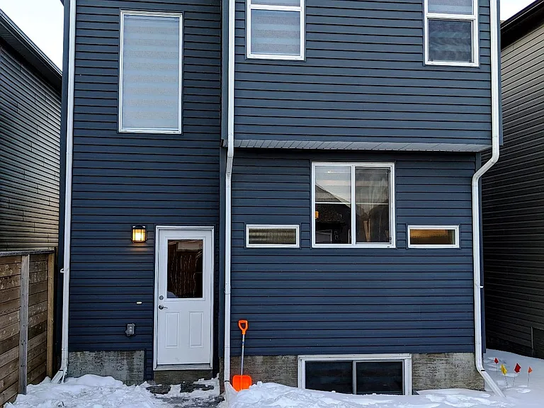 58 Cranford Bay SE — Photo 17