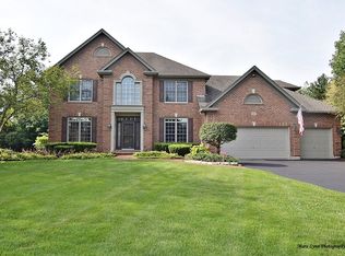 605 Ashbrooke Ct, Saint Charles, IL 60175