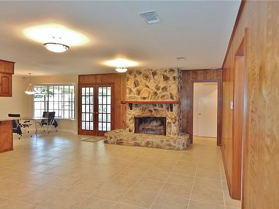 5th image of 1205 Houma Blvd