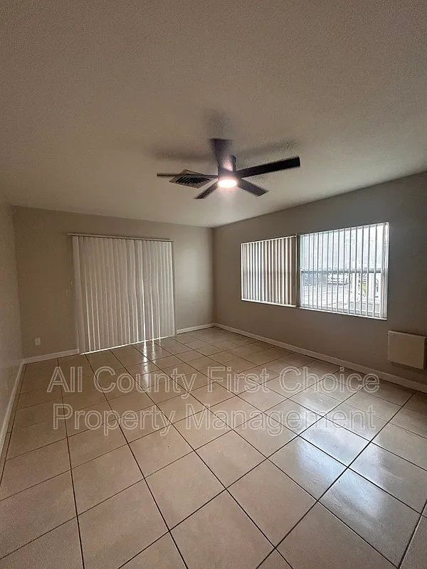 2 bed, 1.0 bath, 920 sqft, $1,495 — Photo 3