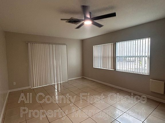 3rd image of 2390 14th Ave SW APT C