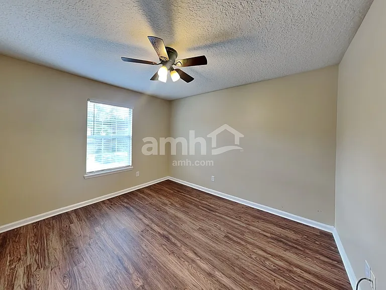 729 Porto Cristo Ave — Photo 14