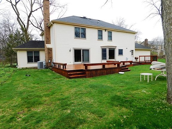 3rd image of 15335 W Fair Way