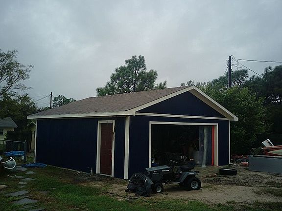 2nd image of 101 Redwood Ct