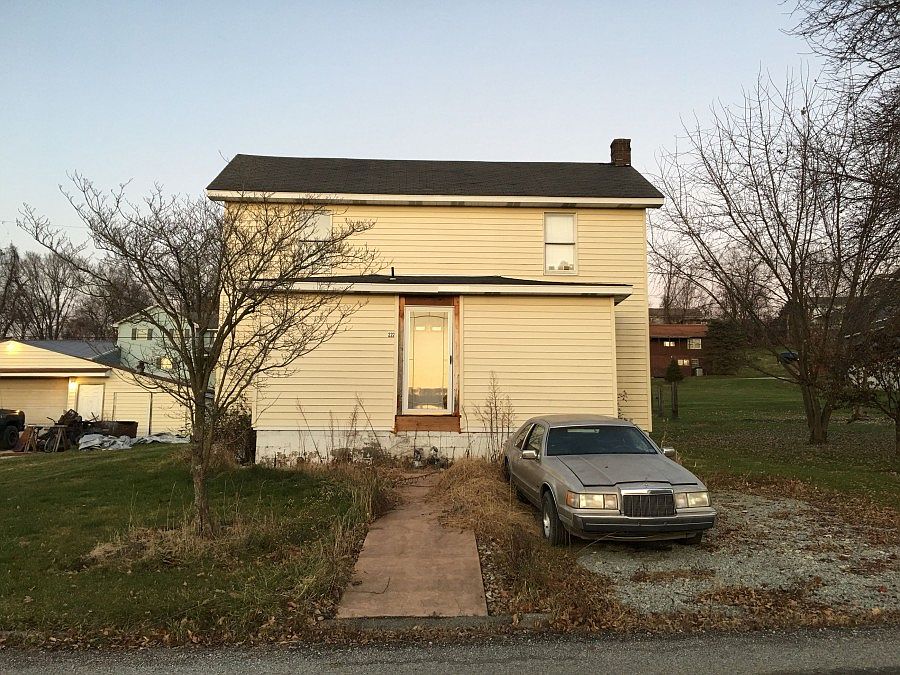 1st image of 222 Pickett St