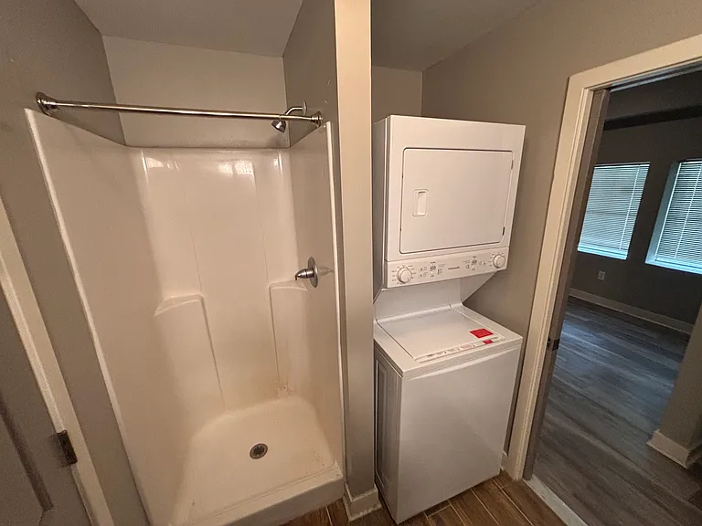 67 Tonawanda St #32 — Photo 4