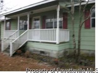 2429 Hayfield Rd, Wade, NC 28395