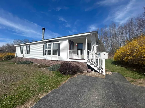 18 Ivy Lane, Farmington, NH 03835