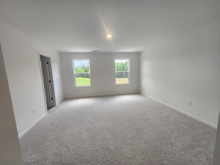 284 Marelli Dr — Photo 17