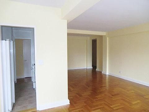 3rd image of 42 Park Ave