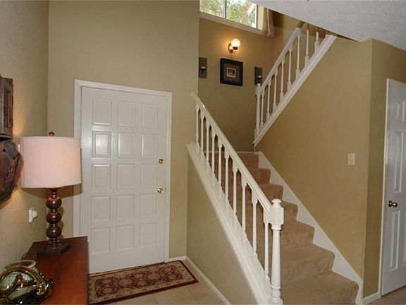 4th image of 311 Creek Bend Dr