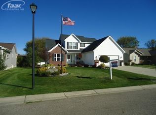 3236 Centennial Oak Ct, Clio, MI 48420