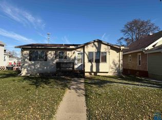 119 Calhoun St, Merrill, IA 51038