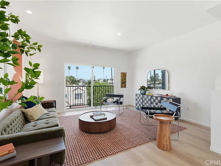 1428 S Cloverdale Ave — Photo 19