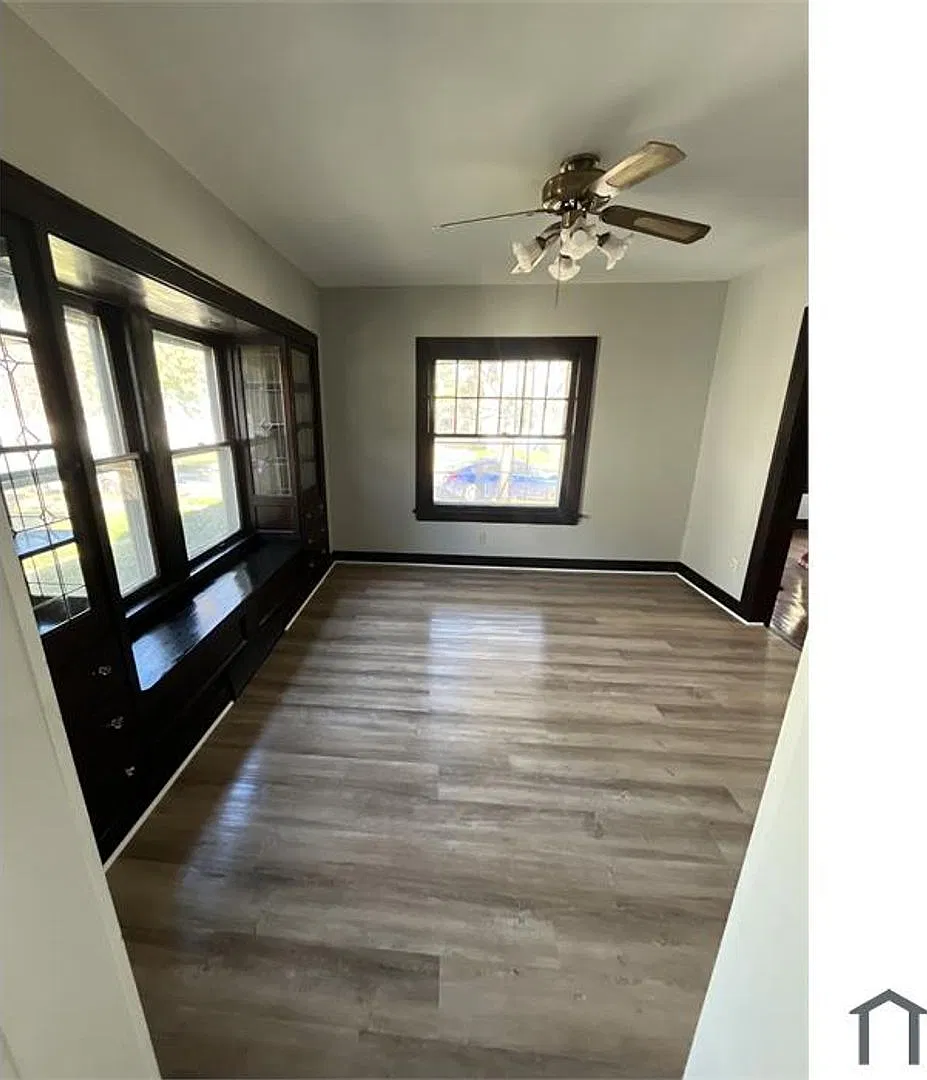 15904 Pythias Ave — Photo 4