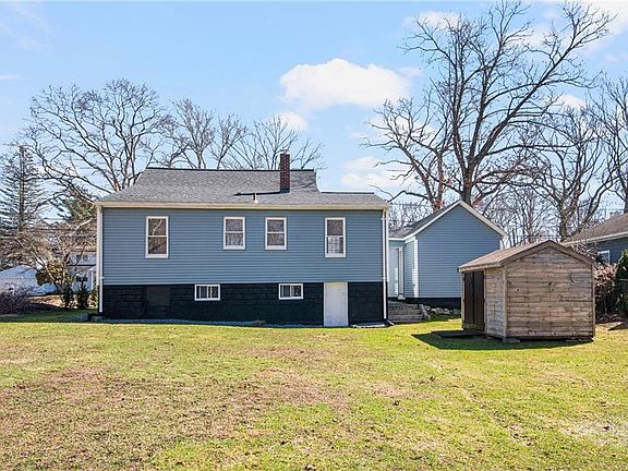 4th image of 292 Sowams Rd