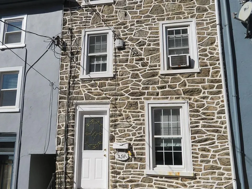 156 Grape St