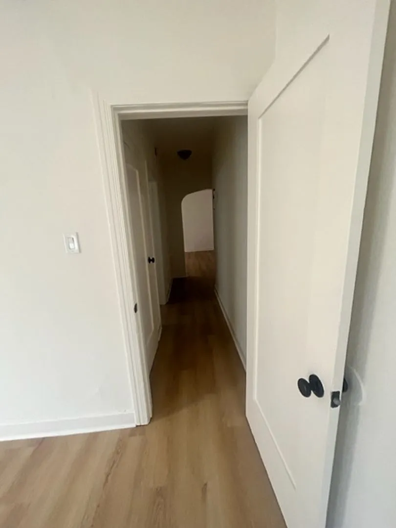 Ardmore Apartments — Photo 2