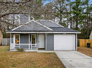 105 Traders Station Rd, Summerville, SC 29486