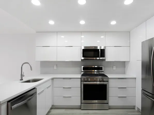 44 East 12th Street image 5 of 10