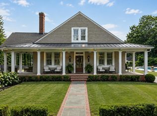 24 Highland Dr, Greenville, SC 29605