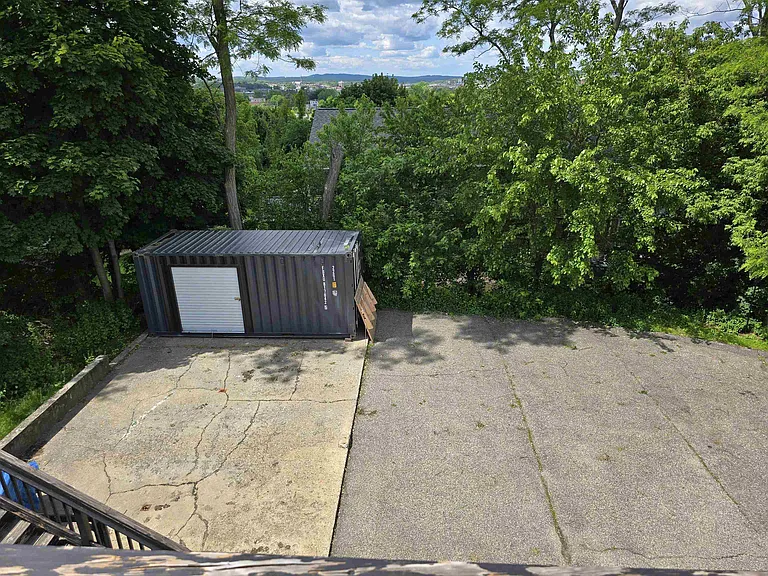 25 W Rosedale Ave — Photo 14