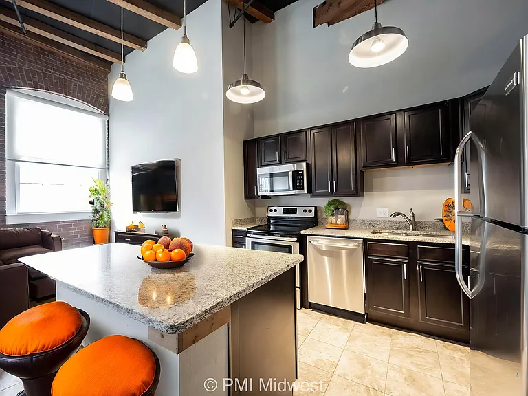 Lofts On Madison — Photo 38