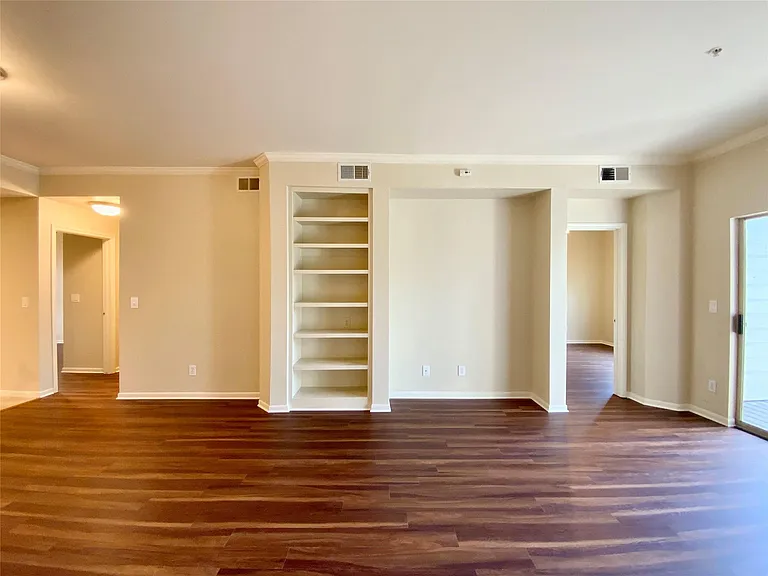 6000 Shepherd Mountain Cv #315 — Photo 10