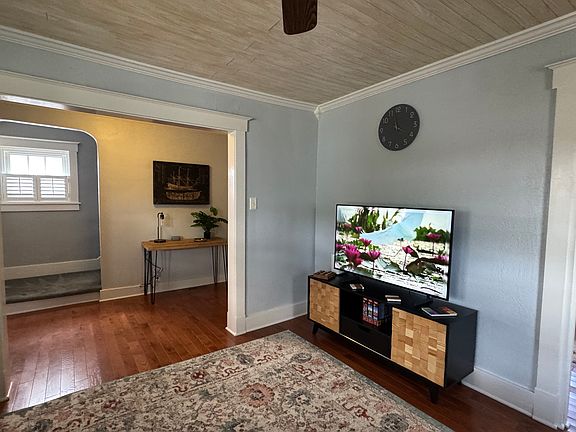 4th image of 1332 School St