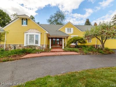4568 Rolling Ridge Rd, West Bloomfield, MI, 48323