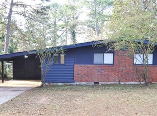 2351 Pinewood Dr, Decatur, GA 30032