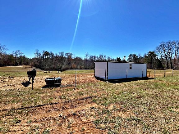 3rd image of 158 County Road 672