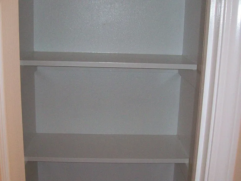 26043 Wimbledon Ave — Photo 24