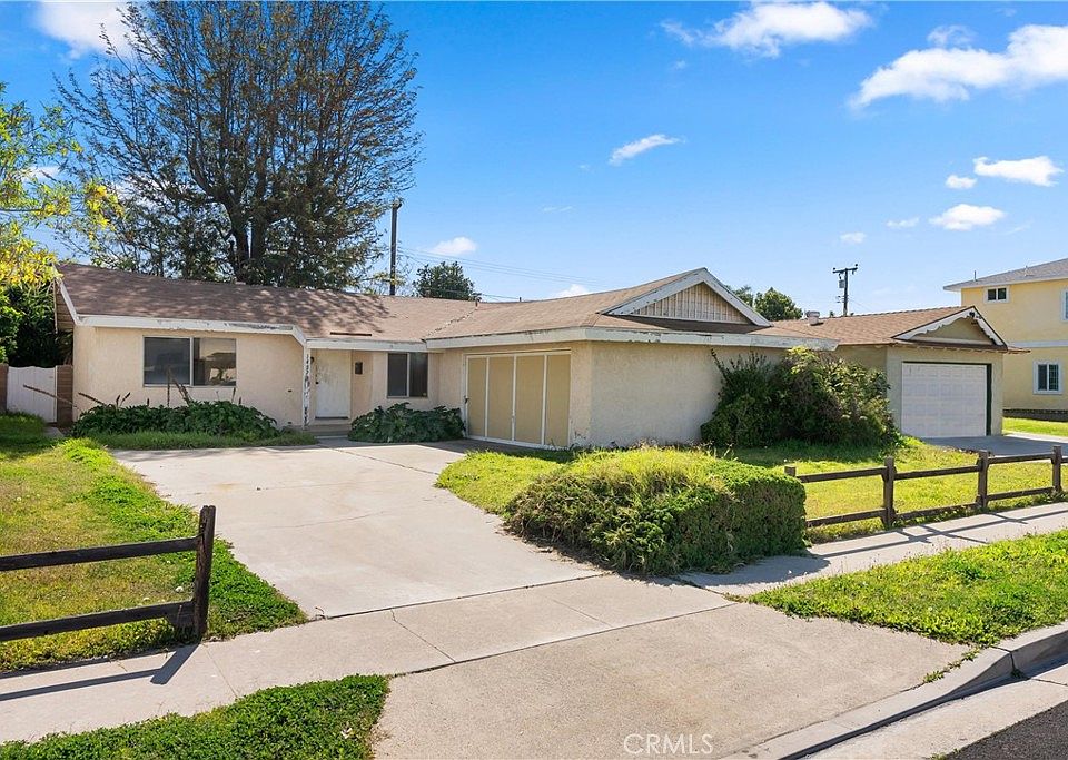 1st image of 14872 Deanann Pl