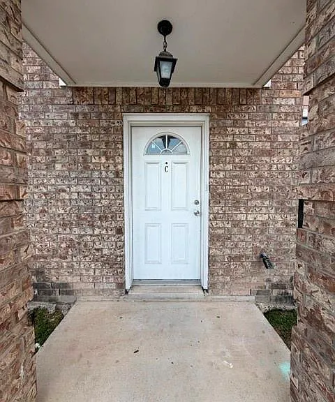 2218 S Tourist Dr #C — Photo 2