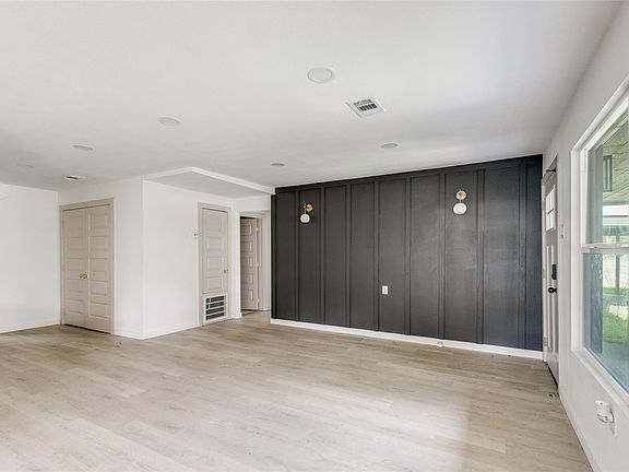 3rd image of 6527 Beekman Rd