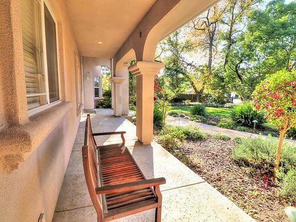4th image of 1548 Menlo Ave