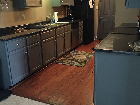 4th image of 2235 Golden Oaks N