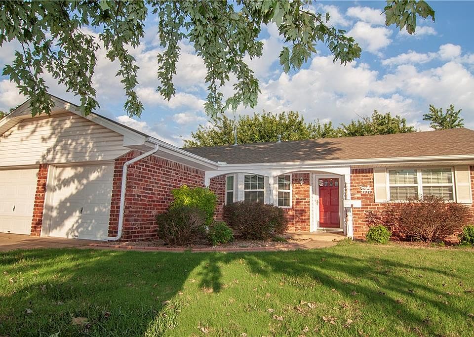 1st image of 6424 S Harvey Pl