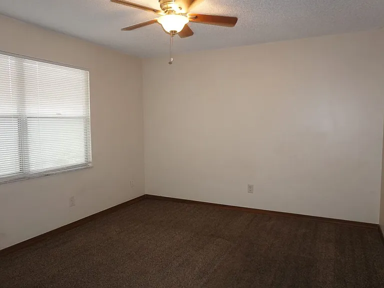 5672 Bryner Dr — Photo 11