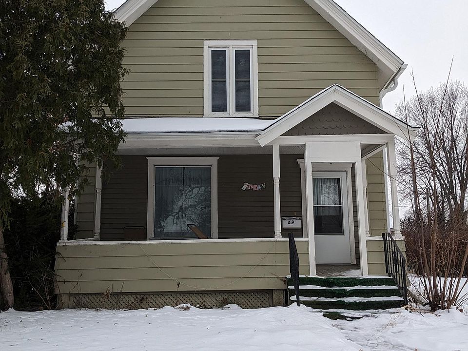 1st image of 219 N Lakeshore Dr