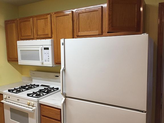2nd image of 4703-4705 Wren Wood Dr