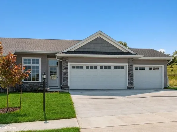 1309 Legend Dr, Tiffin, IA 52340