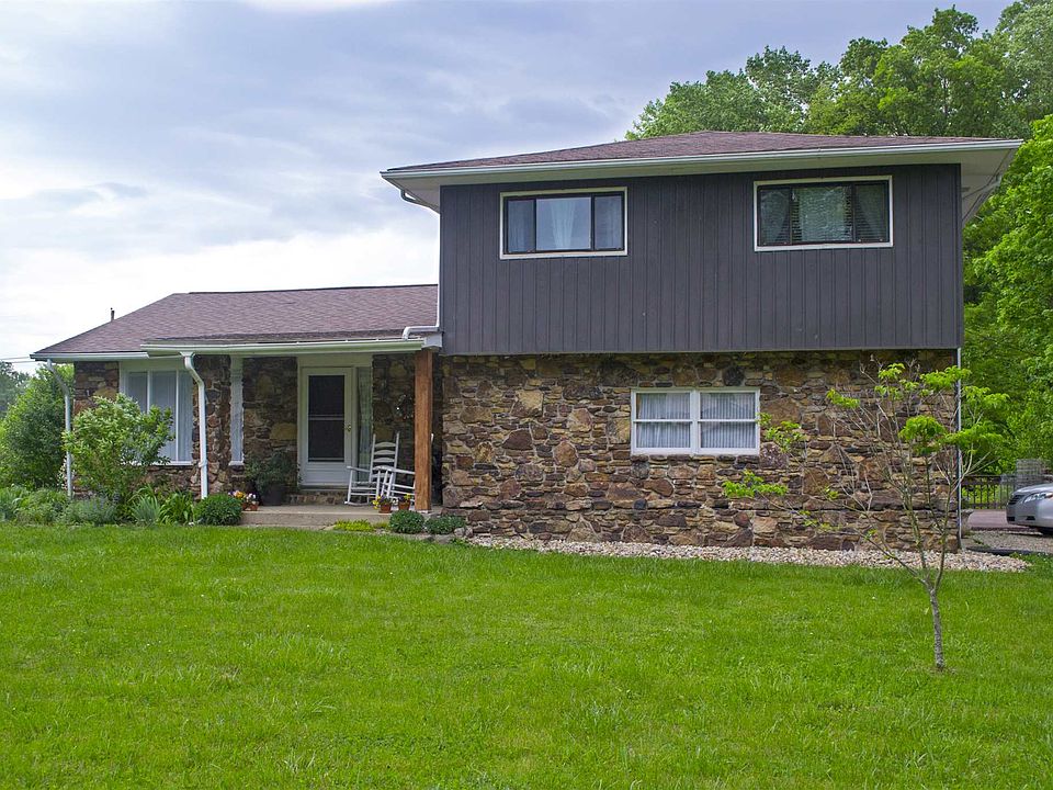 1st image of 9460 E Conard Dr