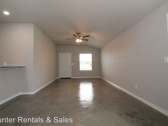 3rd image of 302 Lowes Blvd Unit A