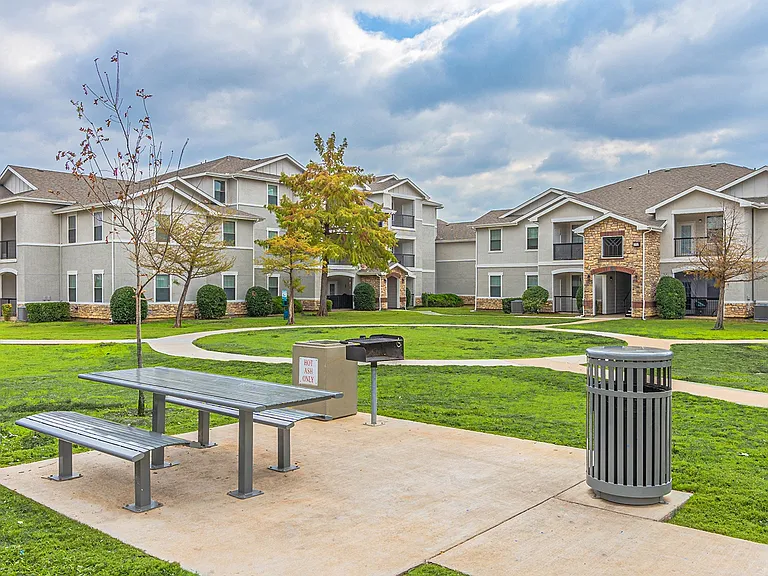 Rosemont at Mayfield Villas — Photo 16