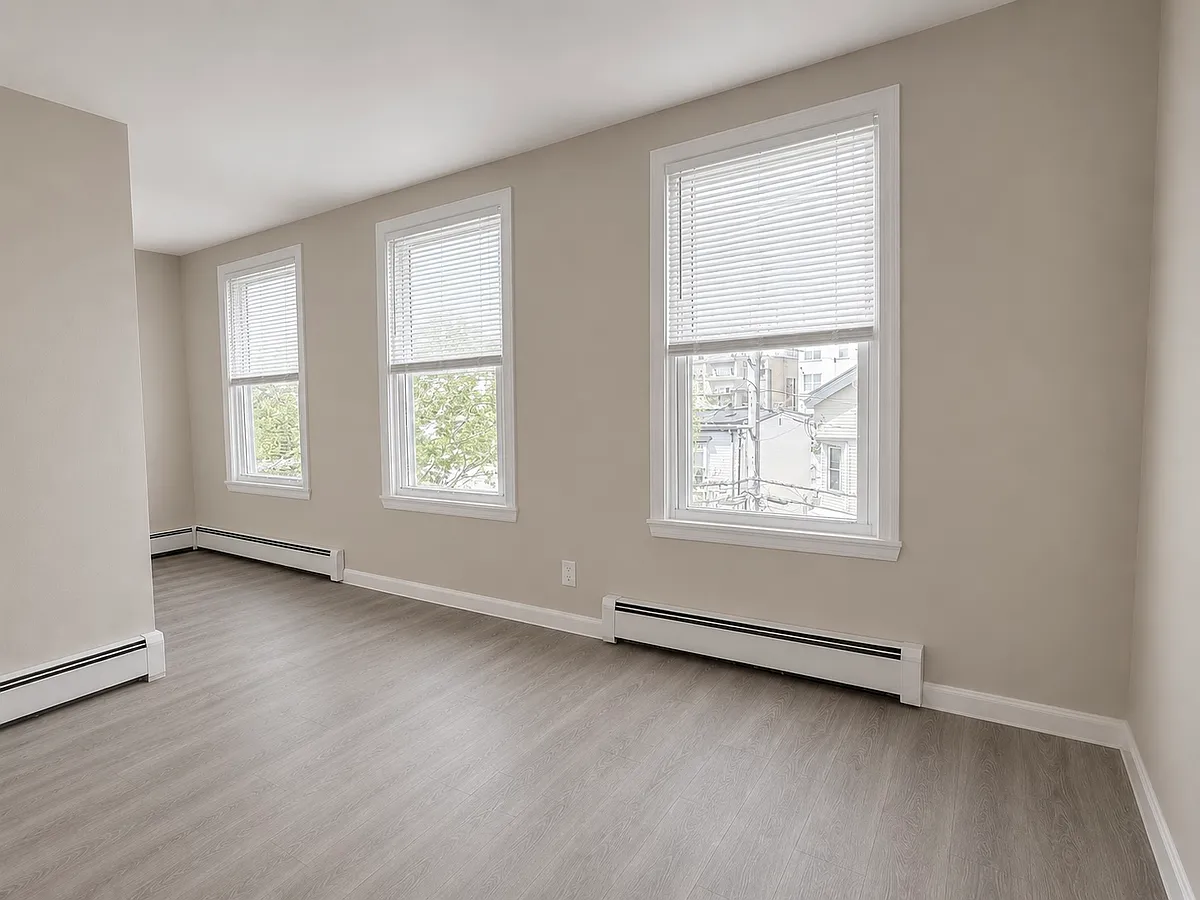 Building Photo - 95 Princeton St #3