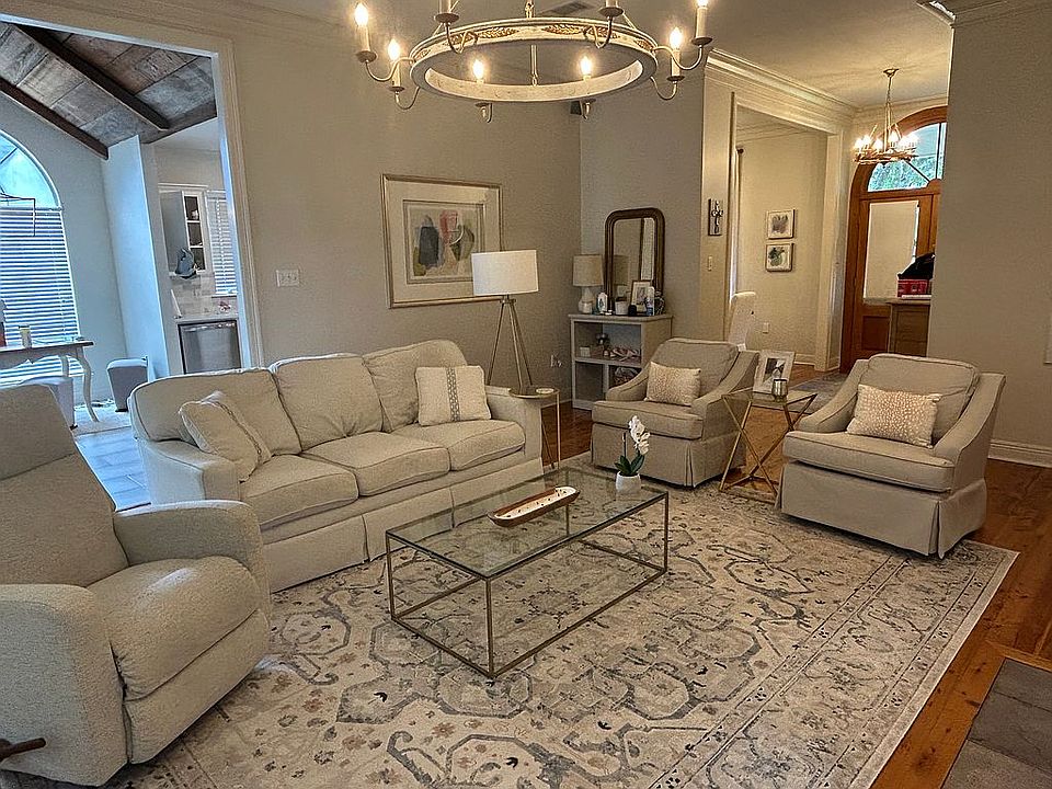1st image of 18530 Plantation Ct