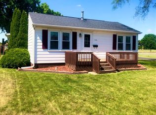 1100 W 20th St, Rock Falls, IL 61071