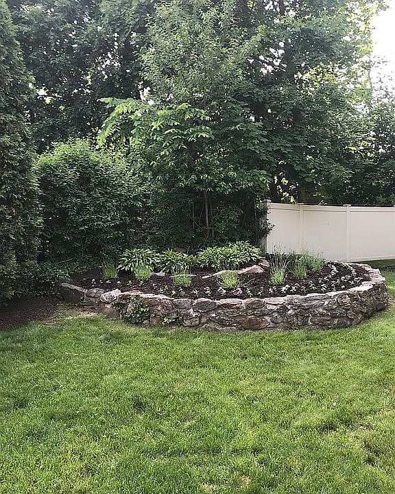 2nd image of 115 Harmon Dr